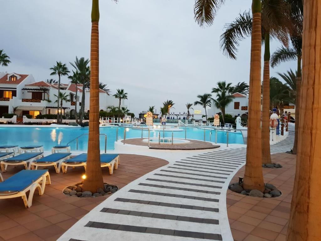 Parque Santiago 3 Luxery Apartment, Playa Las Americas, Arona, Tenerife Playa de las Americas  Exterior photo