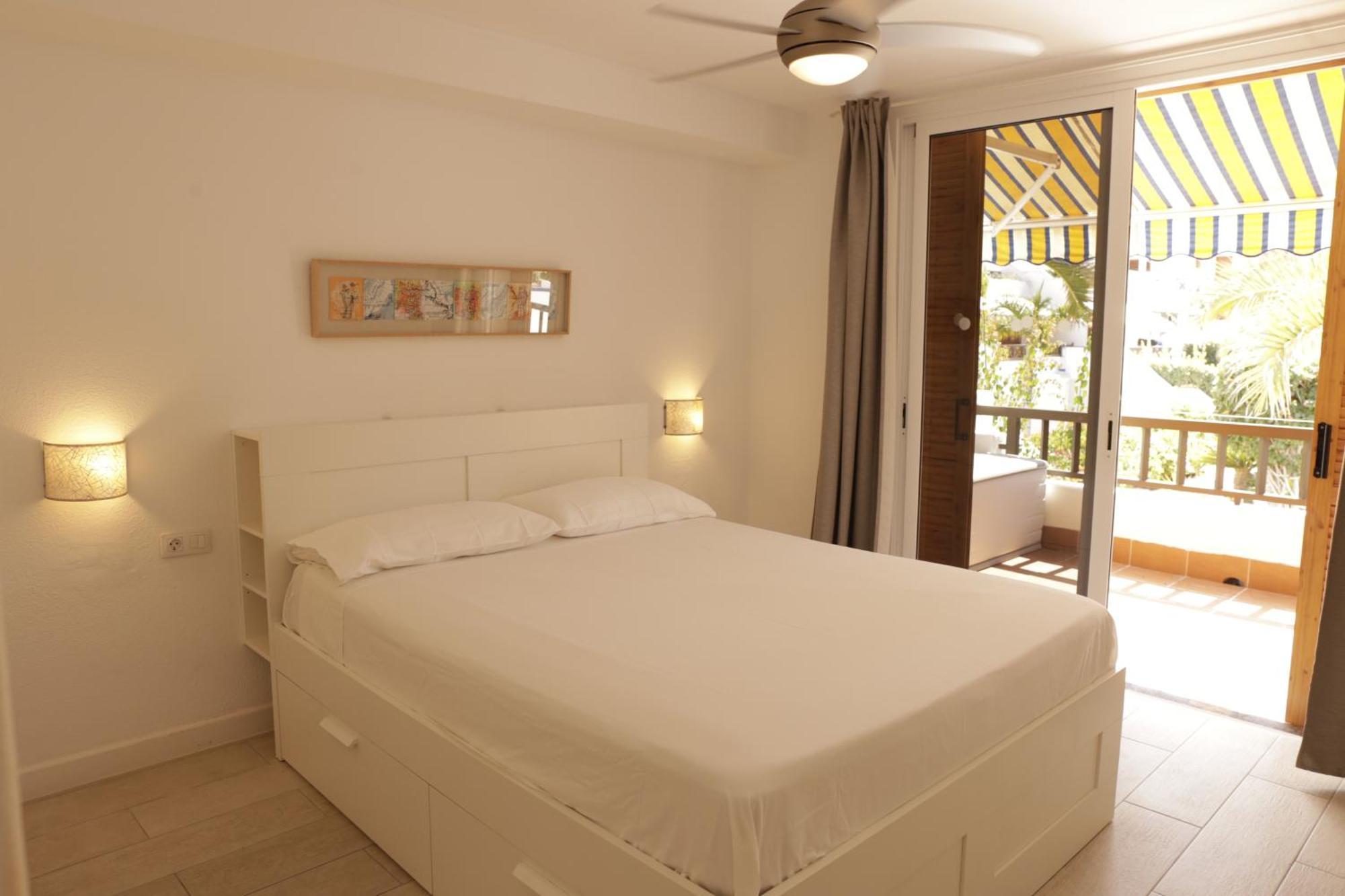 Parque Santiago 3 Luxery Apartment, Playa Las Americas, Arona, Tenerife Playa de las Americas  Exterior photo
